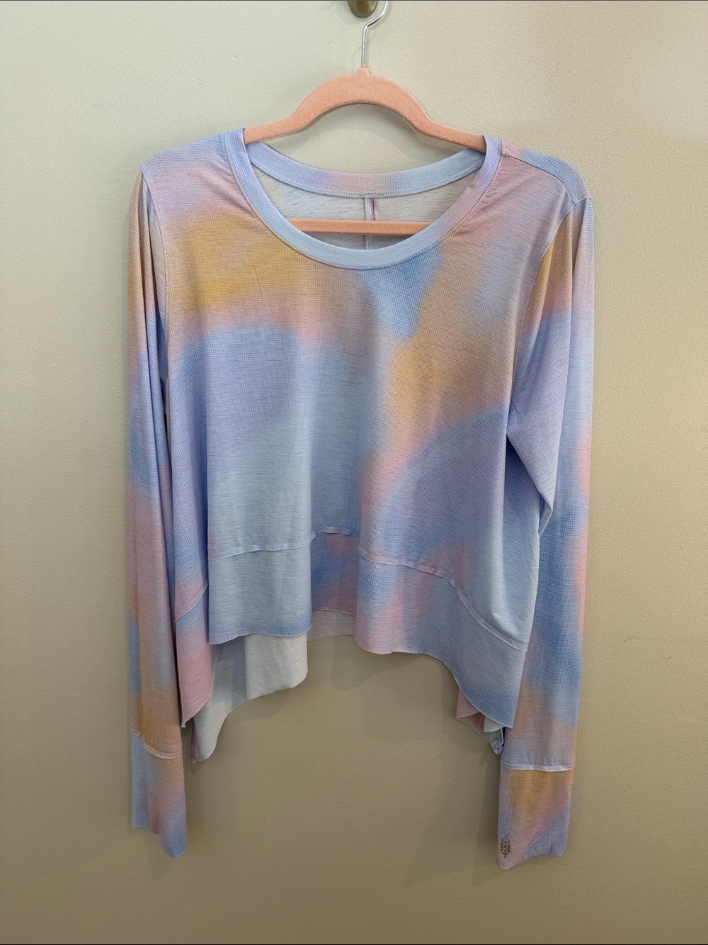 Free People Movement Tempo Long Sleeve Printed Crop Top in Aura